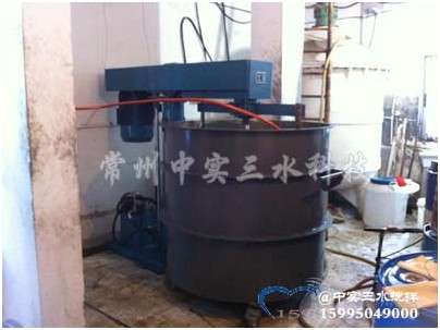 中实三水高粘度刮壁搅拌机运用